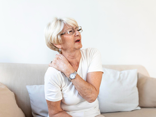 Osteoporosis, la grave enfermedad que afecta a más de tres millones de españoles y una de las principales causas de las fracturas vertebrales