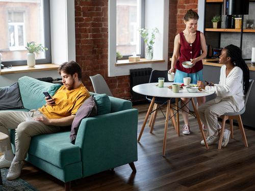 La generación del piso compartido: así afecta a la salud mental no poder vivir solo La generación del piso compartido: así afecta a la salud mental no poder vivir solo