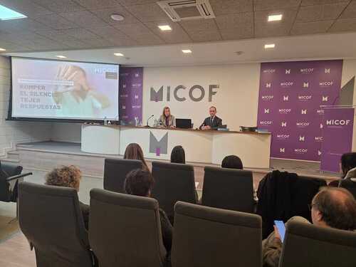 El MICOF y Farmamundi abordan la violencia de género desde la salud y la cooperación en un encuentro en Valencia El MICOF y Farmamundi abordan la violencia de género desde la salud y la cooperación en un encuentro en Valencia