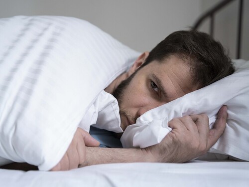 Dormir menos de seis horas incrementa exponencialmente el riesgo de infarto Dormir menos de seis horas incrementa exponencialmente el riesgo de infarto